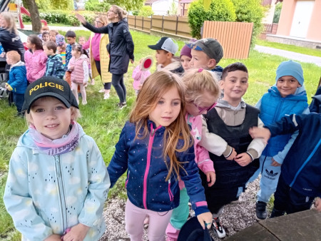 Poznáváme, co policisté potřebují ke své práci