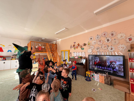 Pořádně jsme se postrašily a užily krásný den