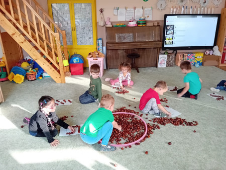 Hrajeme si s kaštany
