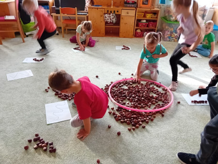 Hrajeme si s kaštany