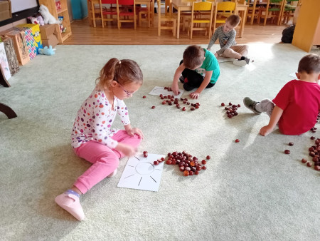 Hrajeme si s kaštany